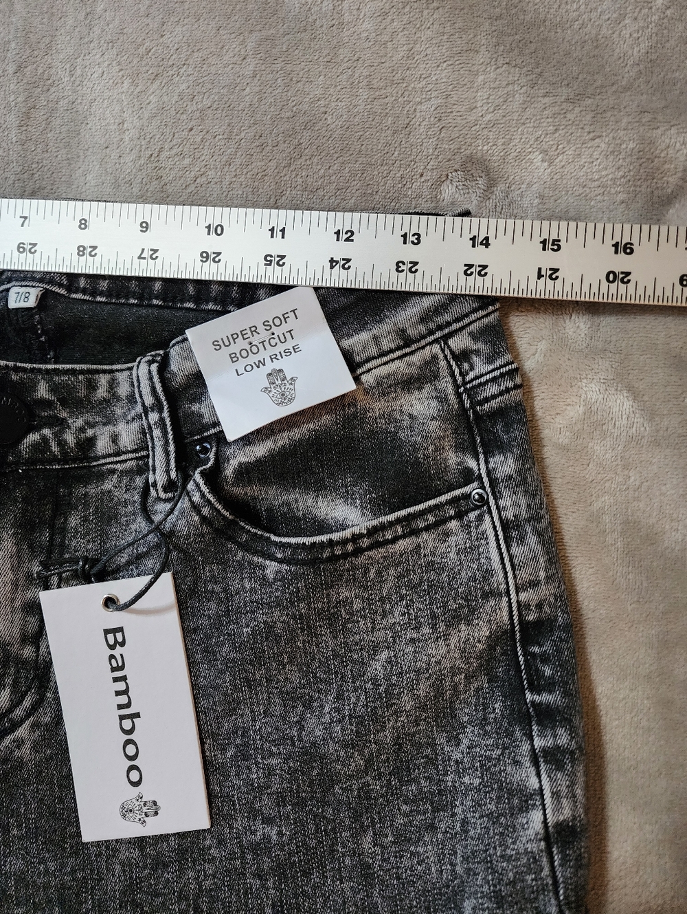 Y2K Low Rise Flare | Acid Wash Denim Jeans | Bamboo | Size 7/8 NWT - Picture 5 of 8